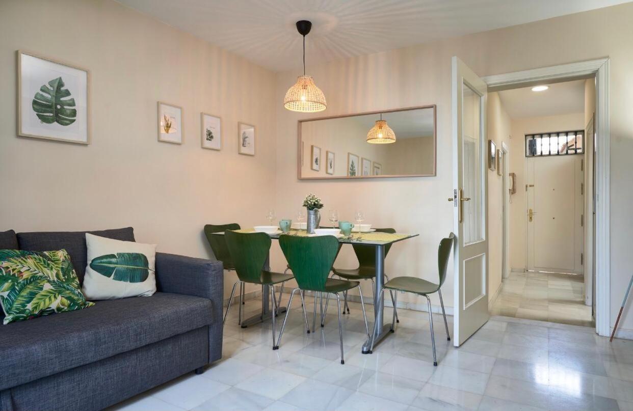 Apartamentos Y Lofts En Triana Севиля Екстериор снимка